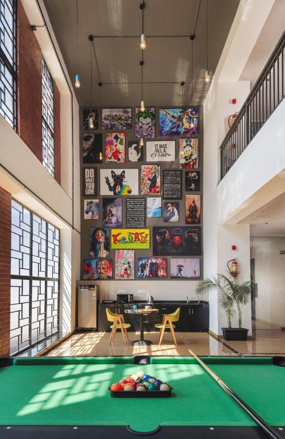 Couch & Cheese Homestel The Most Luxurious Hostel For Working Professionals & Students Pune Esterno foto